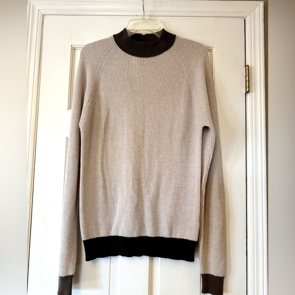 SAKS 5th AVENUE mock turtle neck cashmere sweater